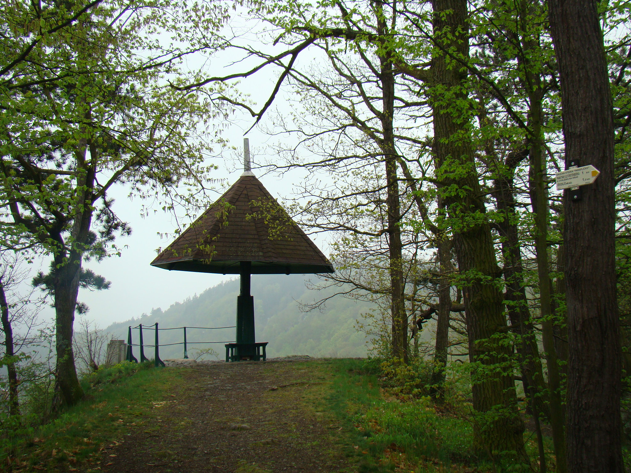 krásná vyhlídka na Berounku a Roztoky